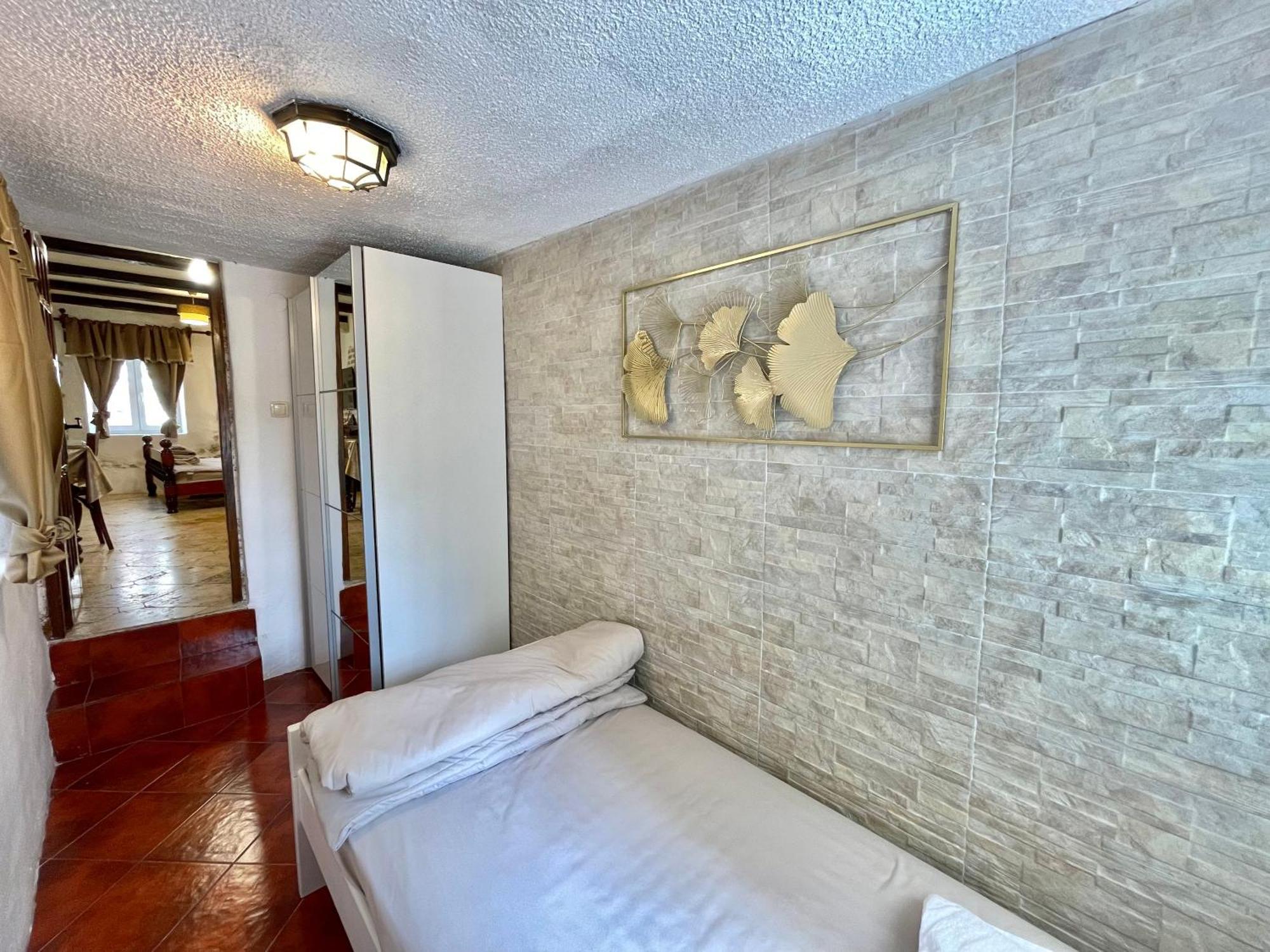 Apartamento Old Town House With Private Garden Budva Exterior foto